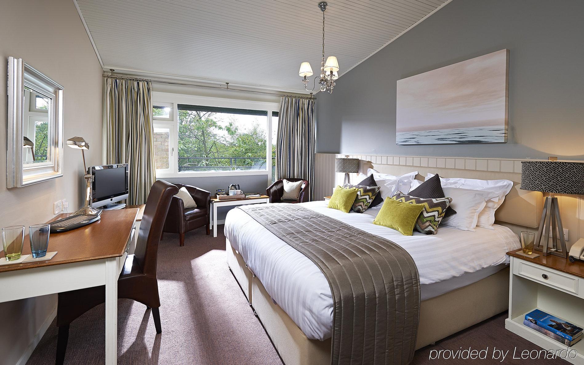 Potters Heron Hotel Ромсі Екстер'єр фото